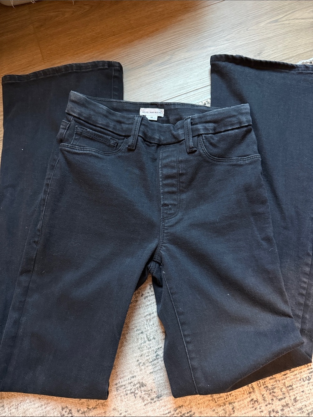 Good American Black Flare pull on Jeans